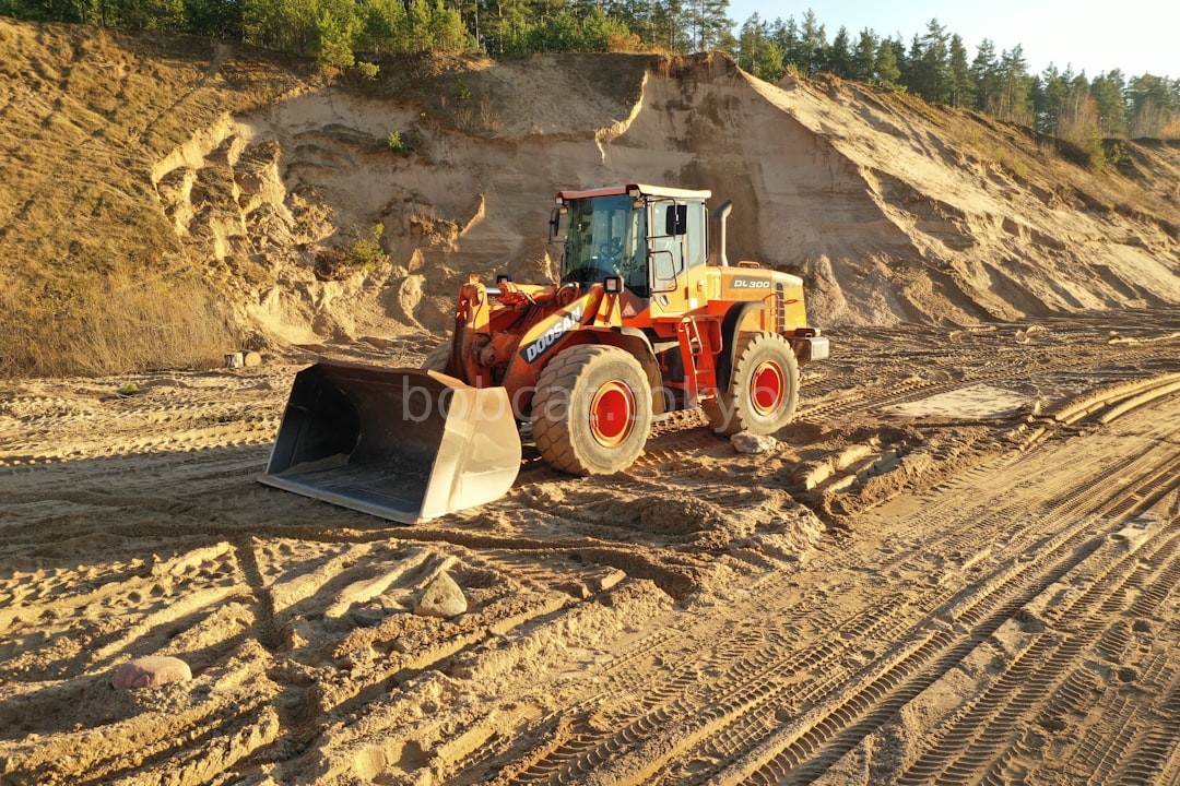 Heavy Excavator