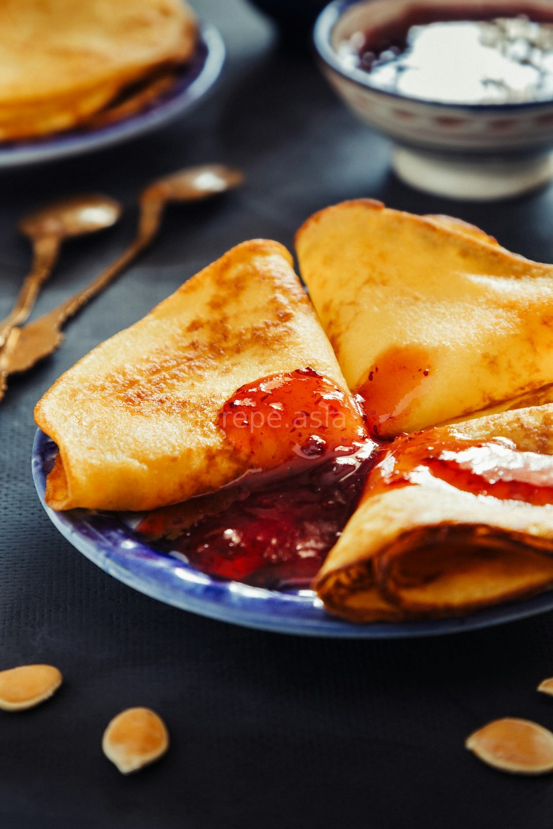Seasonal Crepe