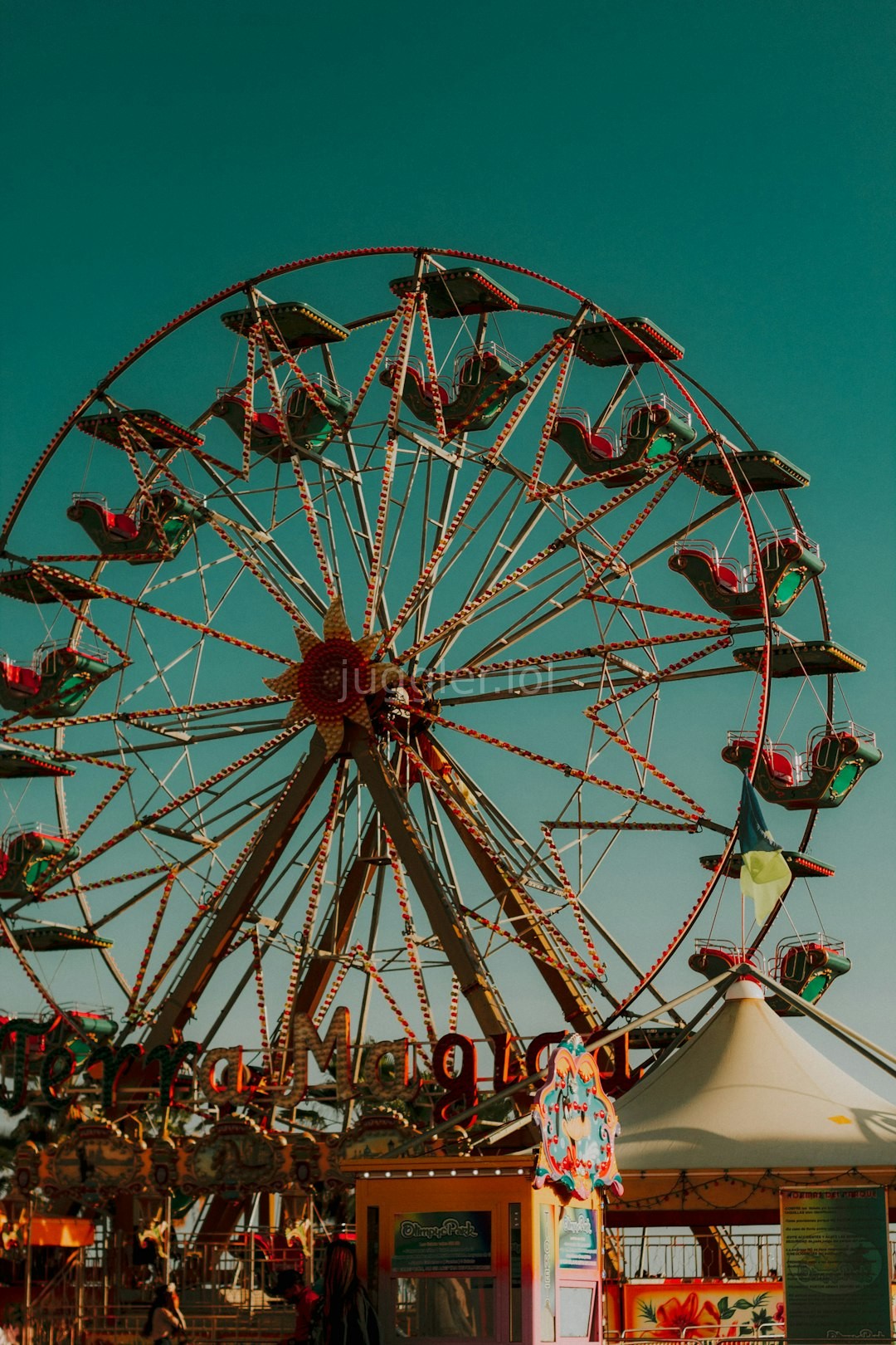 Cirque Detail