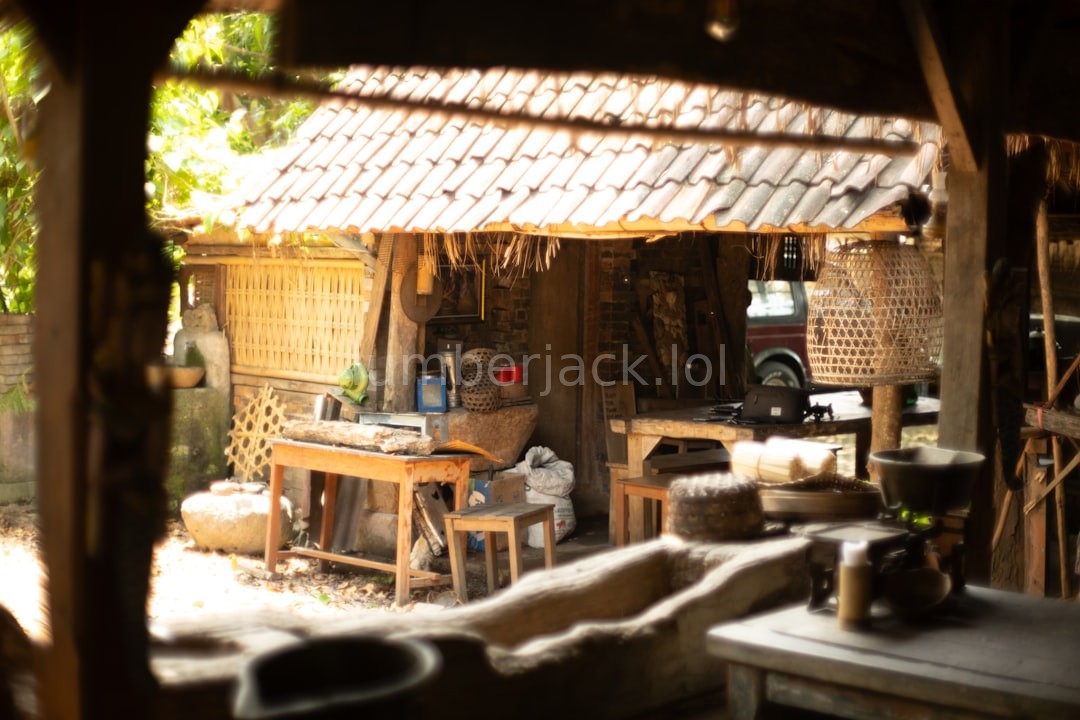 Dining Tables