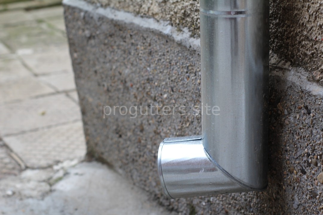 Seamless Gutter Installation