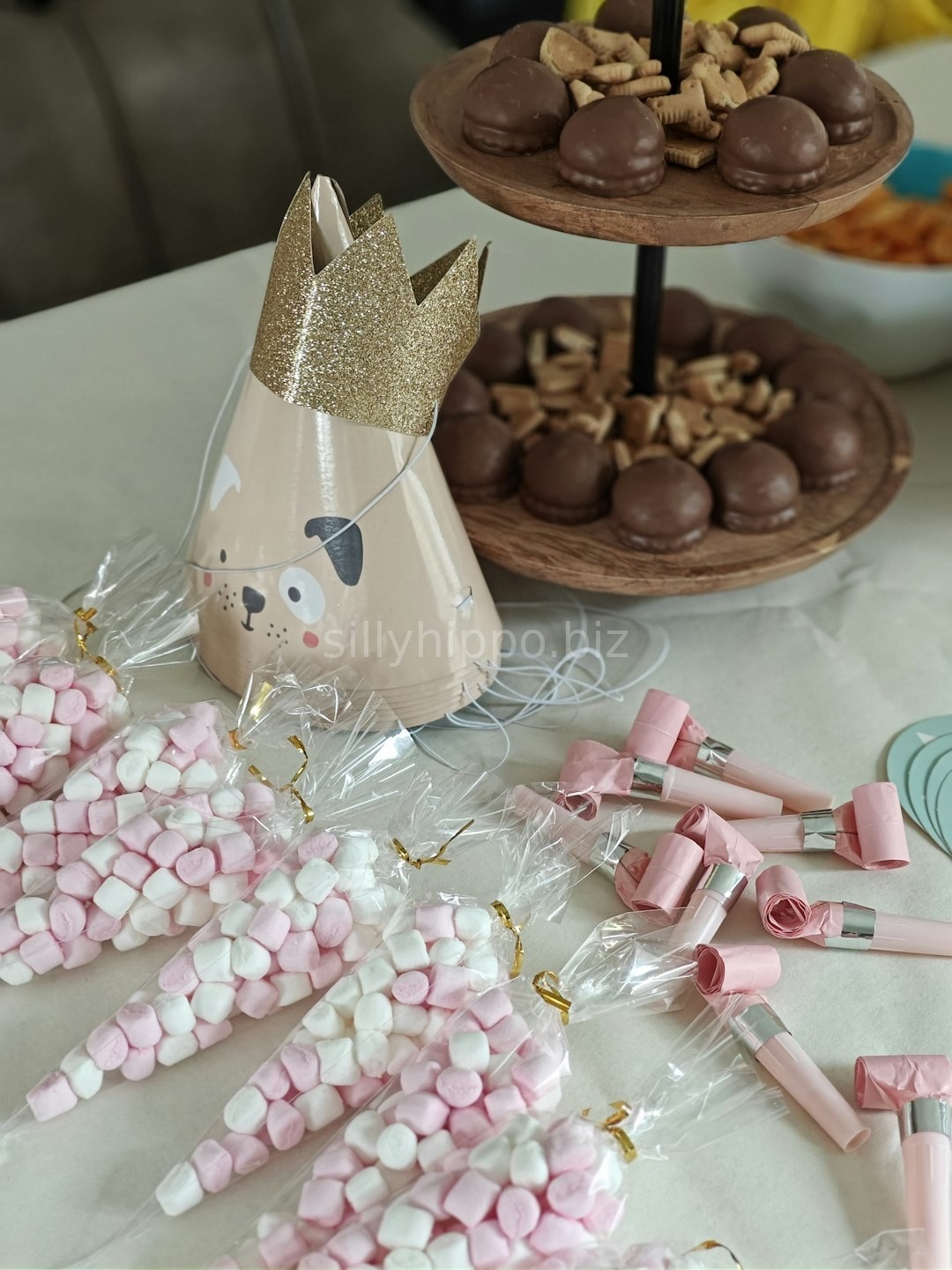 Themed Decor