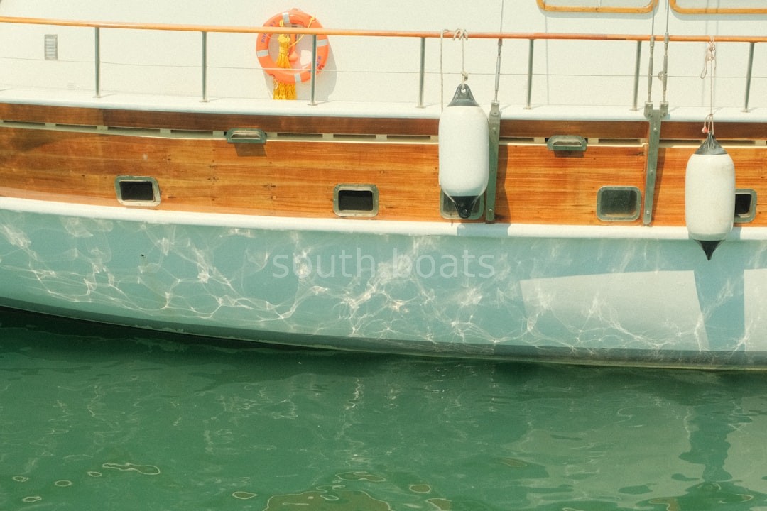 Hull Polishing